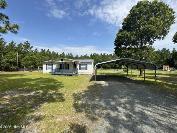 21960 Katawba Drive , Laurel Hill, NC 28351