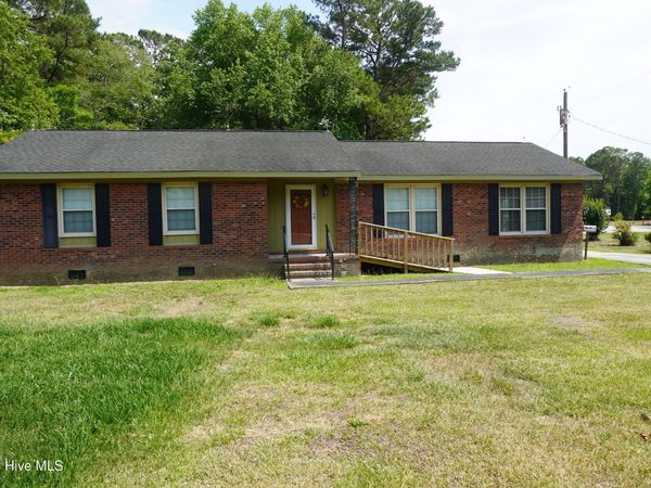 1893 Empire Road SW, Supply, NC 28462