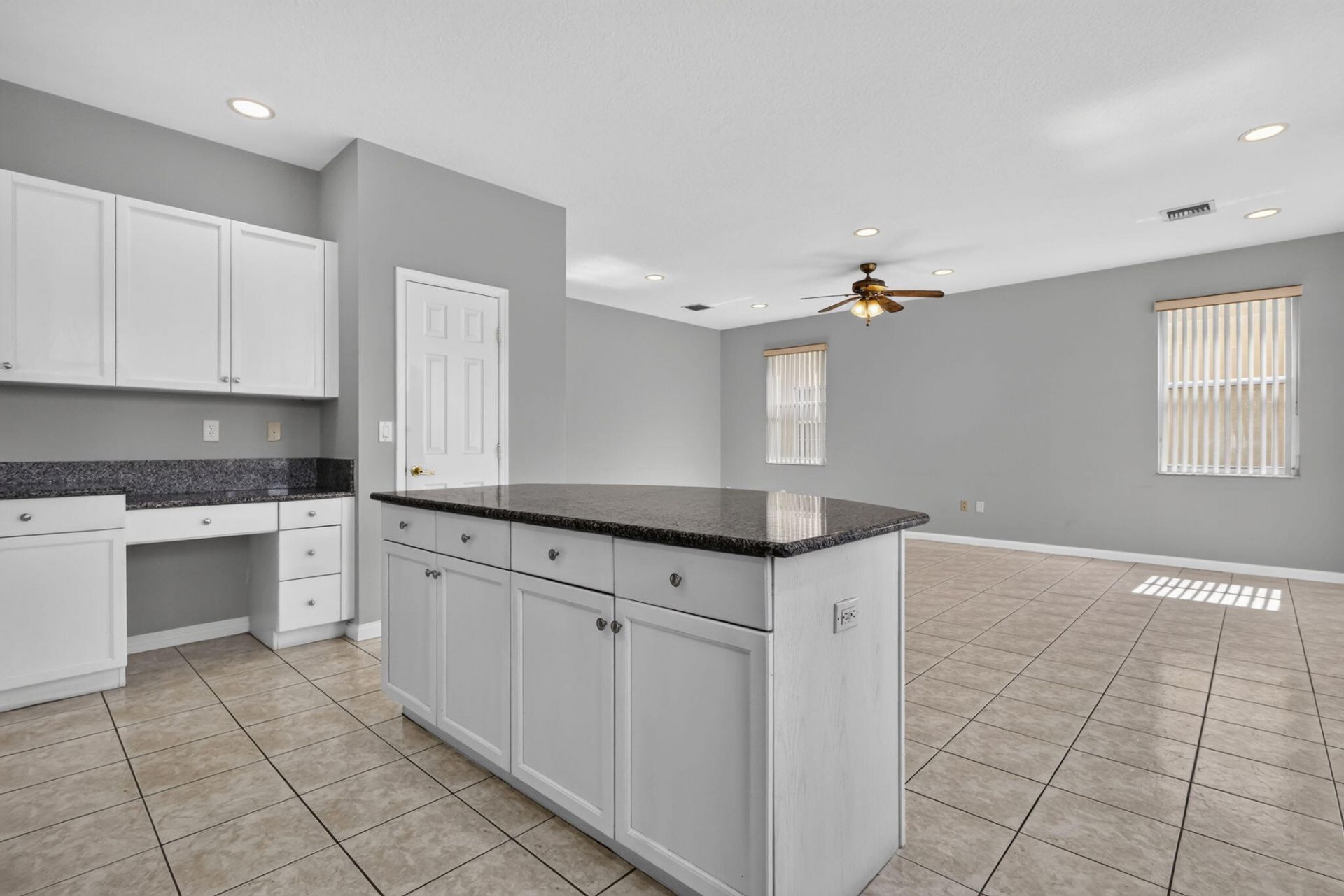 9855 Woolworth Court Court, Wellington, FL 33414 Photo
