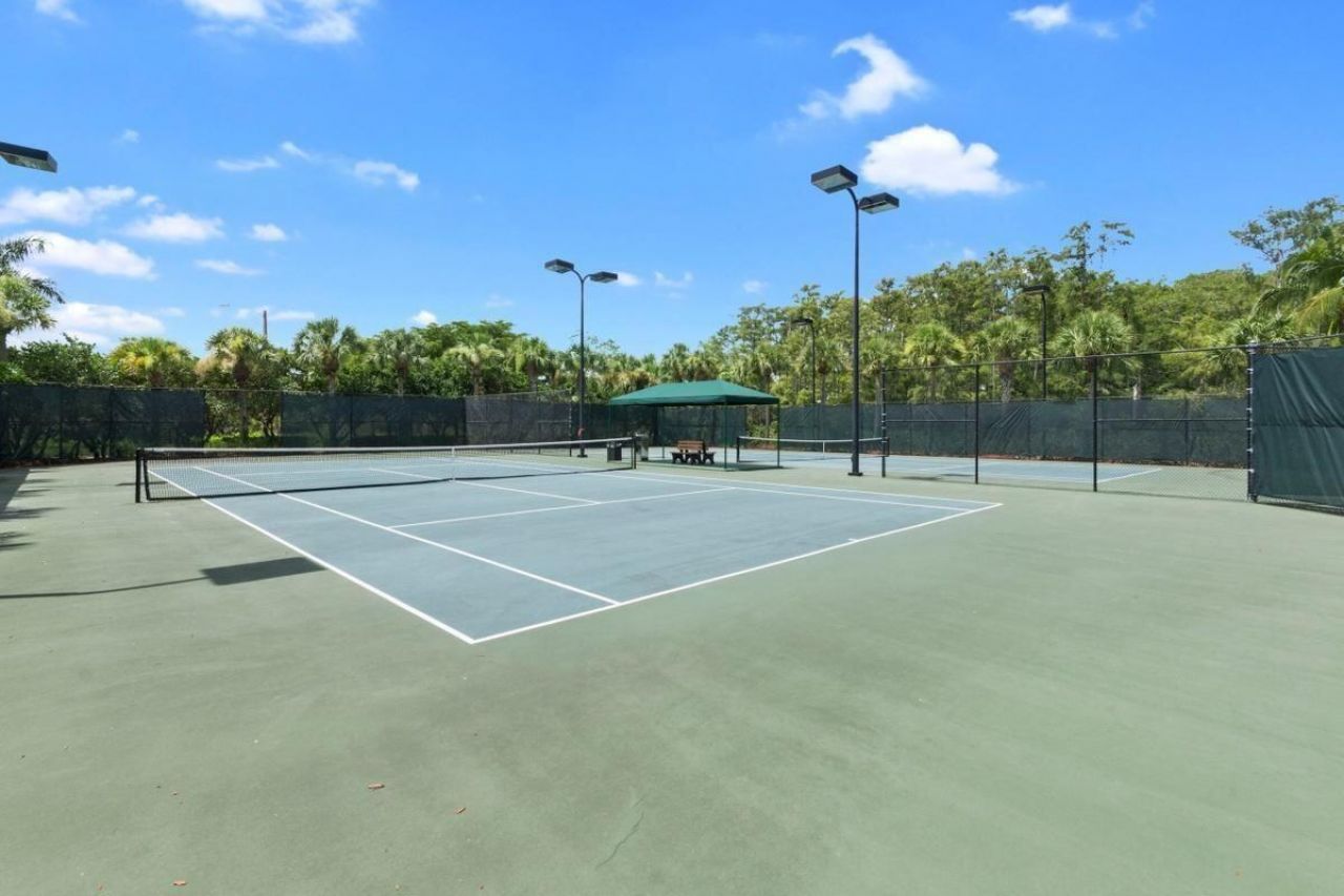 9855 Woolworth Court Court, Wellington, FL 33414 Photo
