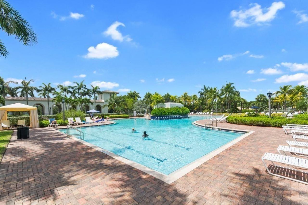 9855 Woolworth Court Court, Wellington, FL 33414 Photo