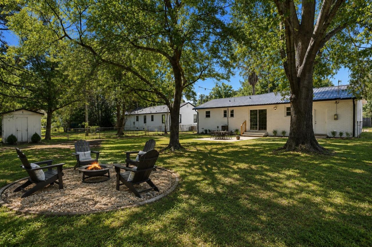 452 Madeline Drive Photo 8