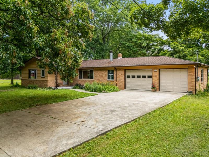 9032 Oak Drive, Loveland, OH 45140 Photo 2