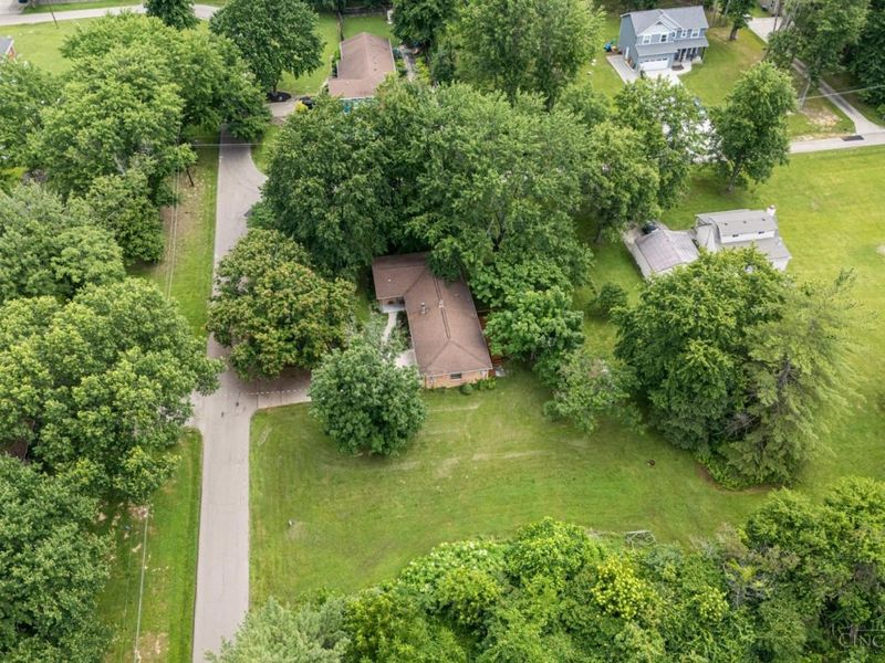 9032 Oak Drive, Loveland, OH 45140 Photo 3
