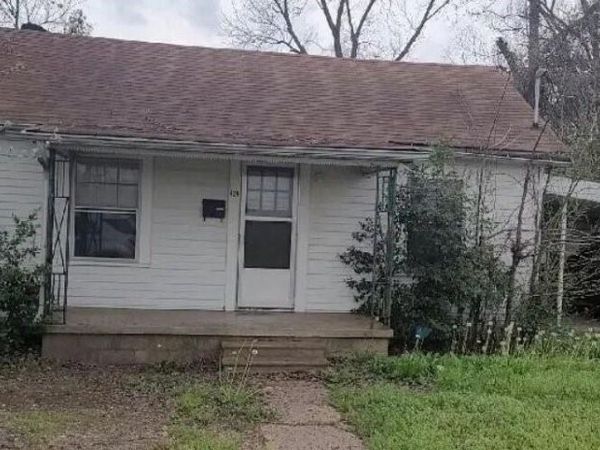 424 Berry Street , Bossier City, LA 71111