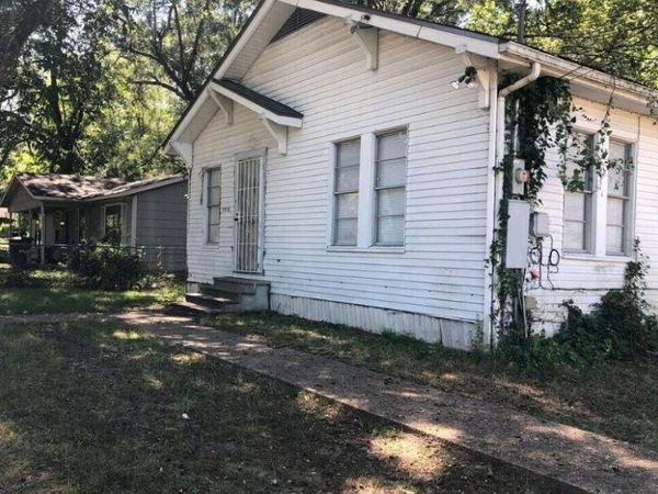 5918 Henderson Avenue , Shreveport, LA 71106