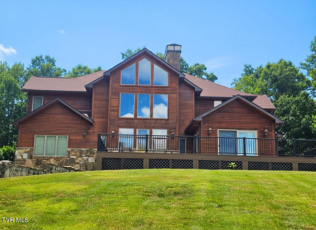 2639 Clinch Haven Road, Big Stone Gap, VA 24219 Main Photo