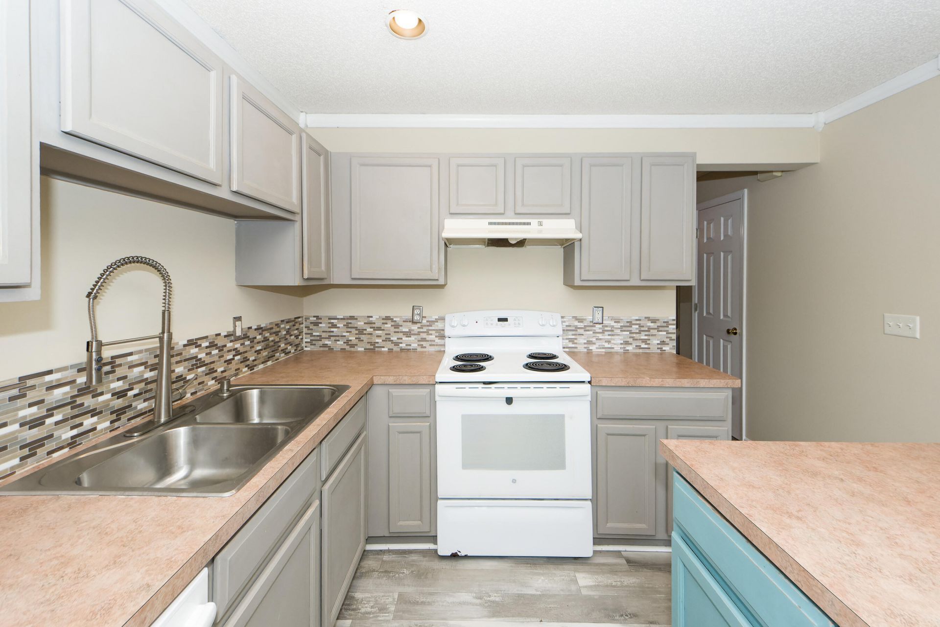 103 Leyland Court Photo 12