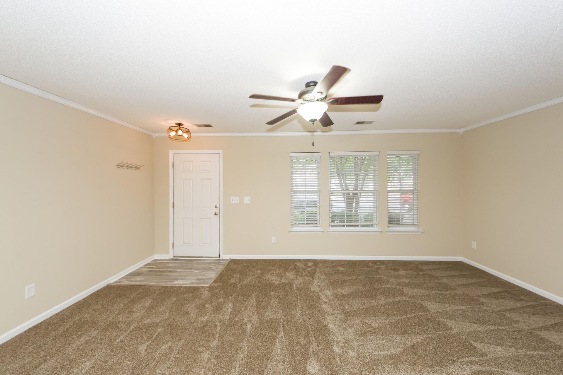 103 Leyland Court Photo 6