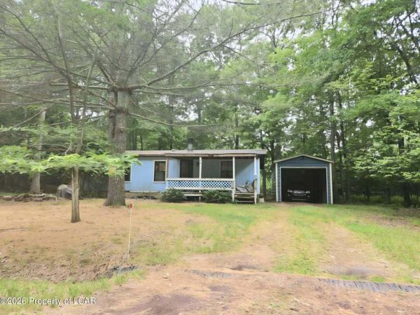 12 Hillary Drive, White Haven, PA 18661