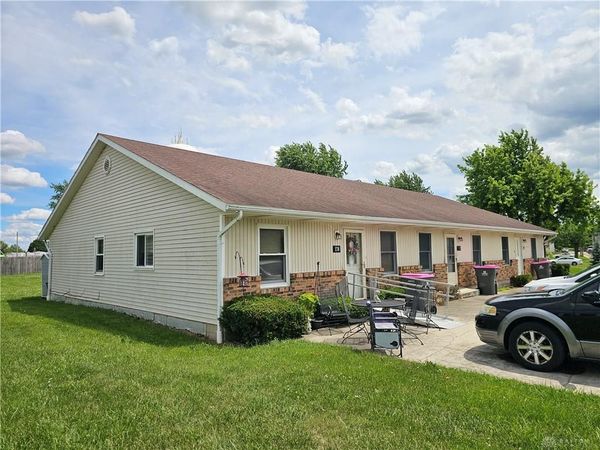 130 - 134 N High St., Bradford, OH 45308