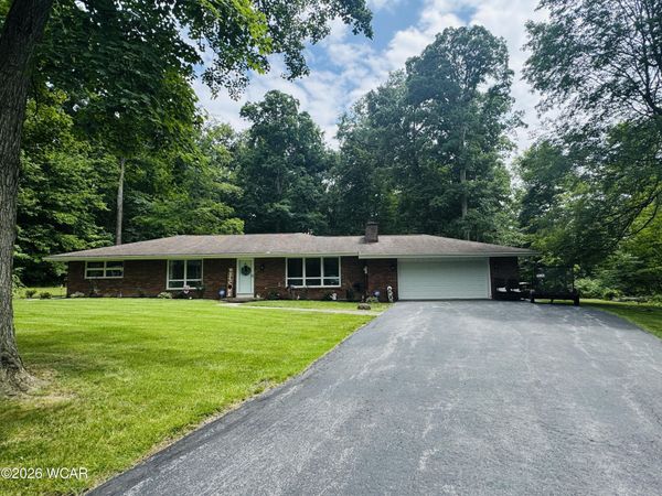 3863 Forest Drive, Lima, OH 45805