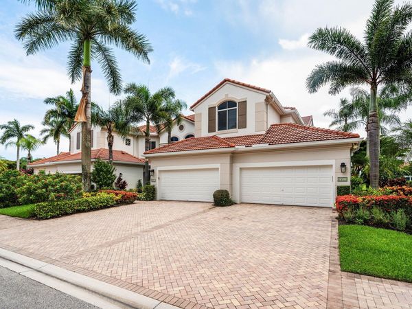 123 Palm Bay Terrace, Unit B, Palm Beach Gardens, FL 33418