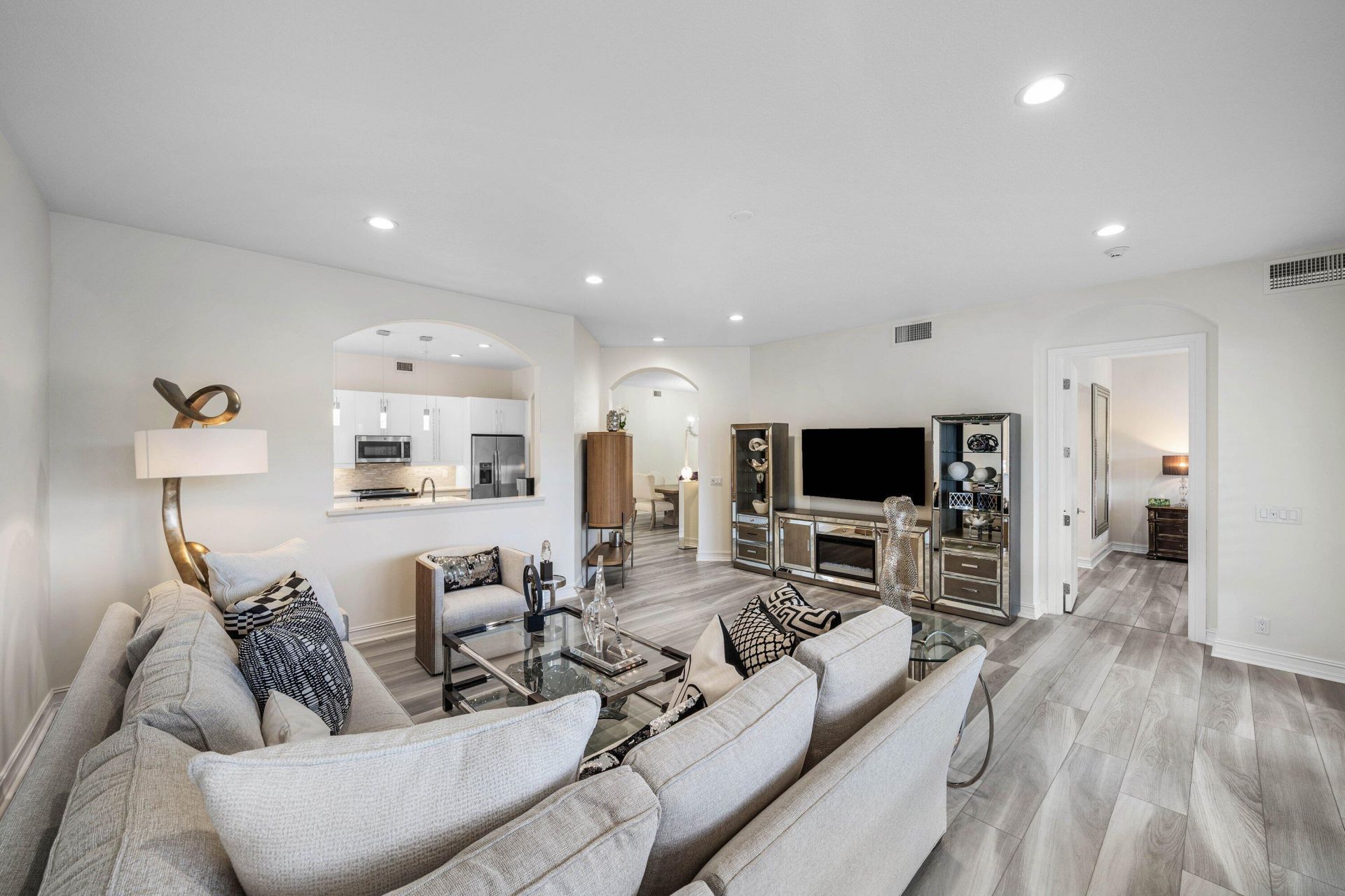 123 Palm Bay Terrace, Unit B, Palm Beach Gardens, FL 33418 Photo