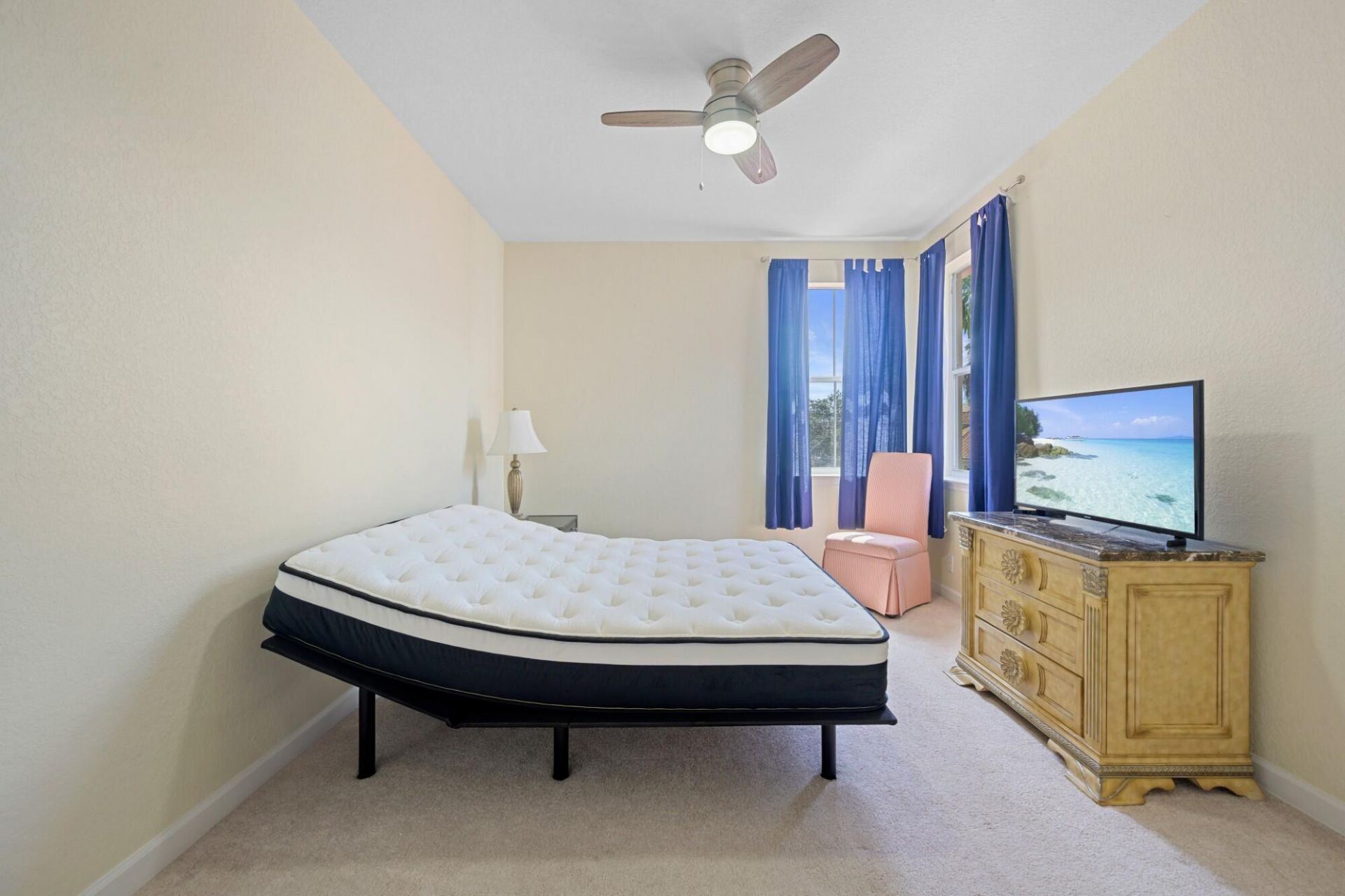 1384 Harbor View W, Hollywood, FL 33019 Photo
