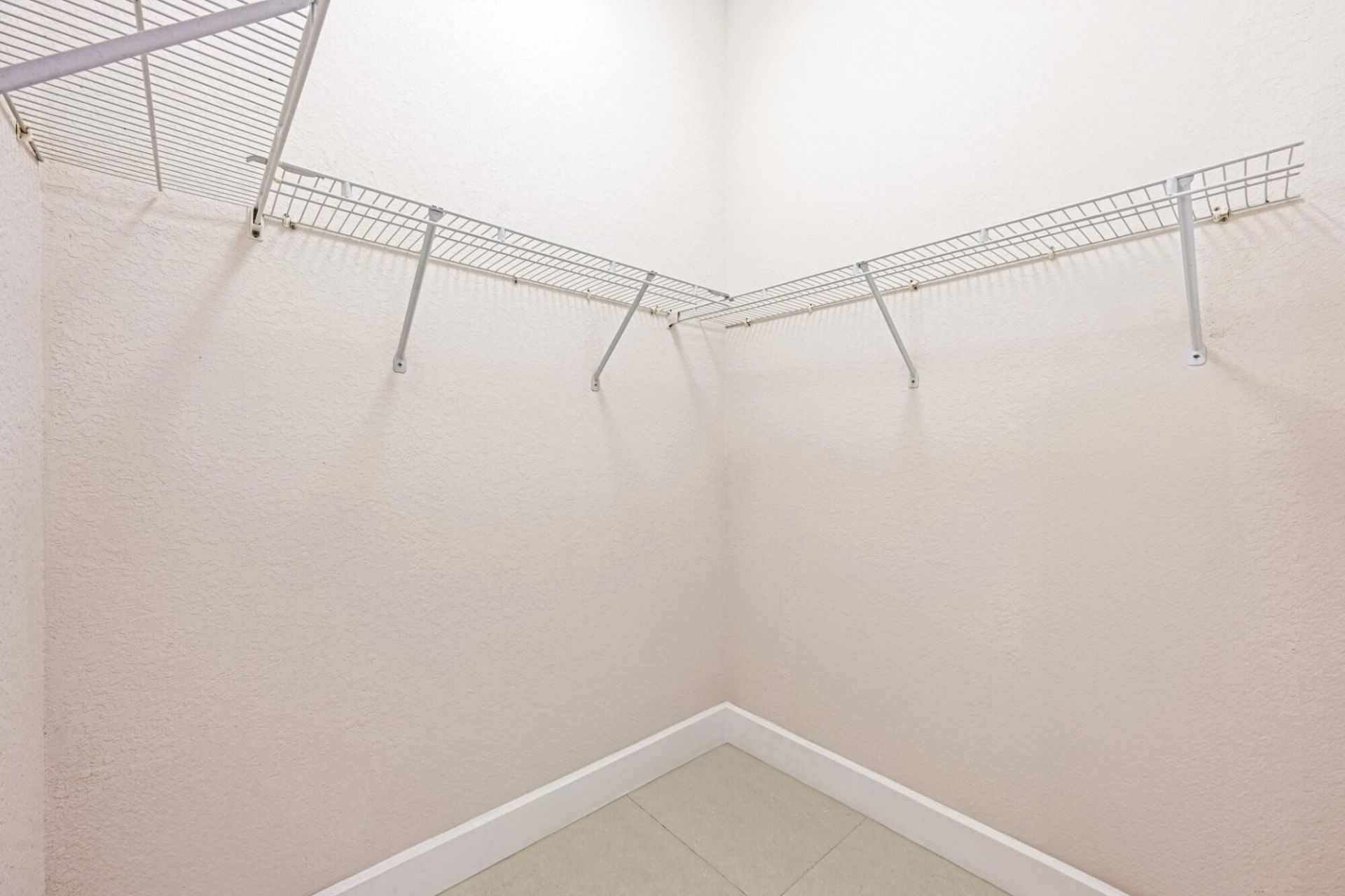 1384 Harbor View W, Hollywood, FL 33019 Photo