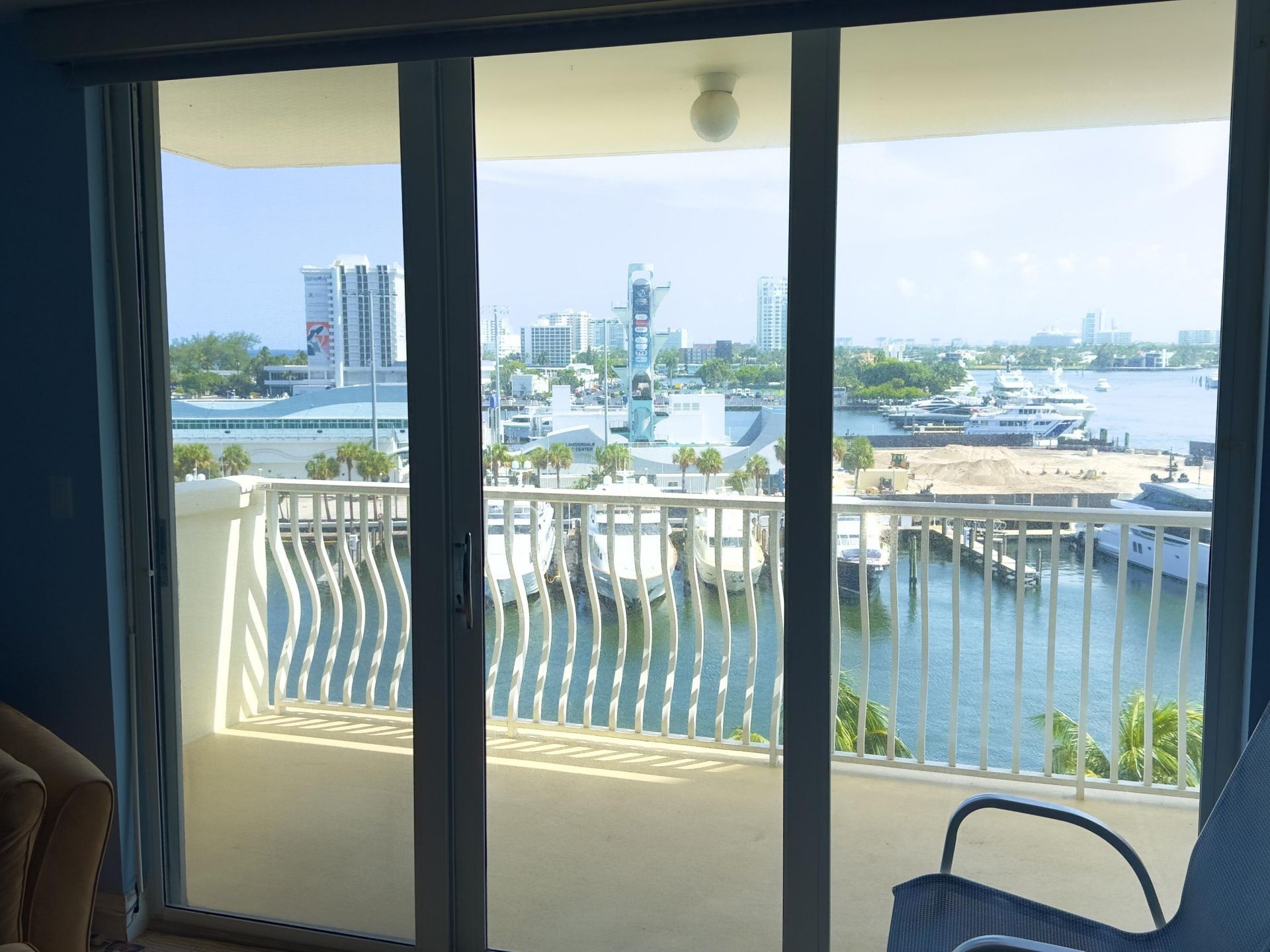 1 Las Olas Circle, Unit 610, Fort Lauderdale, FL 33316 Photo
