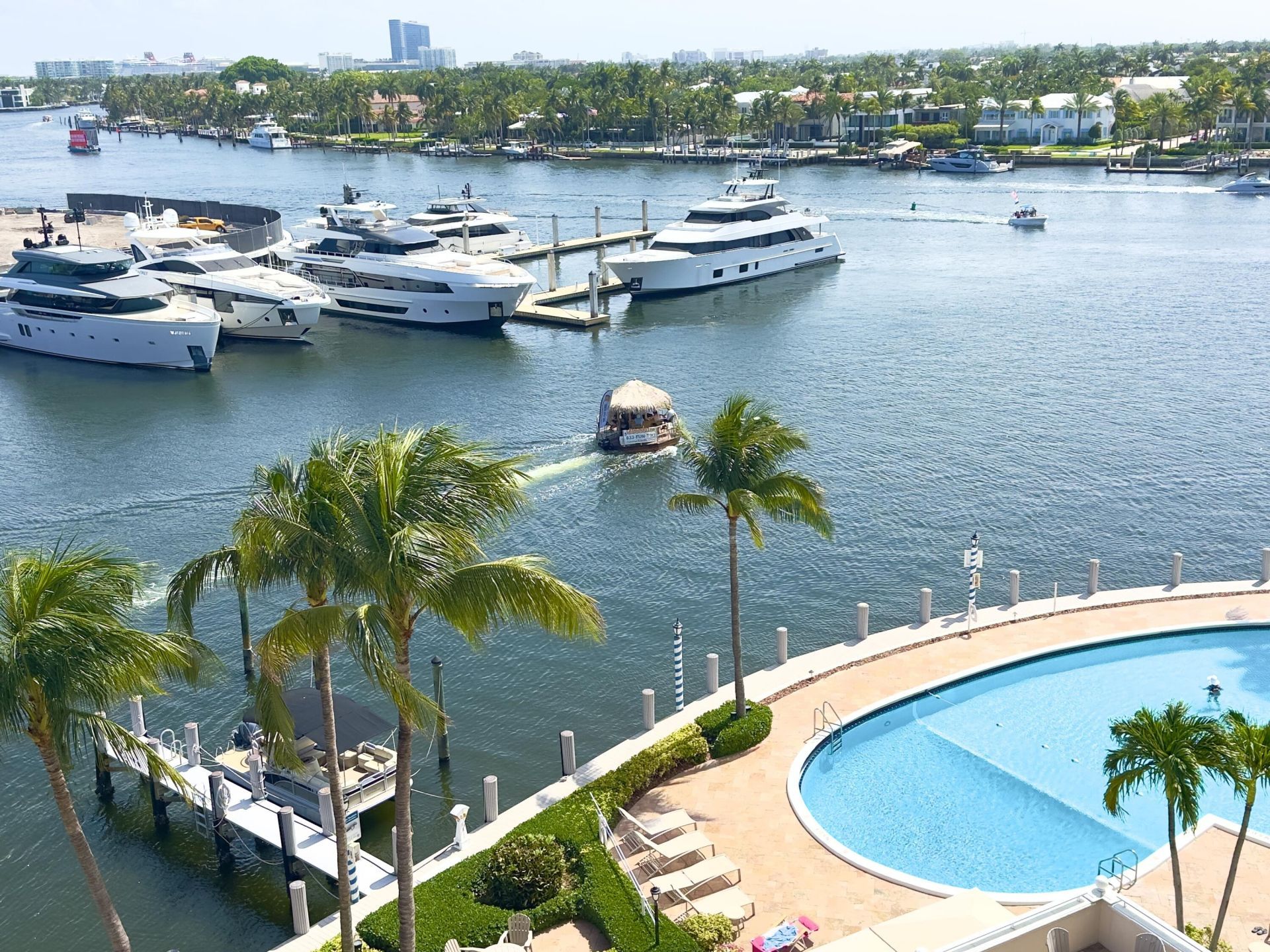 1 Las Olas Circle, Unit 610, Fort Lauderdale, FL 33316 Photo
