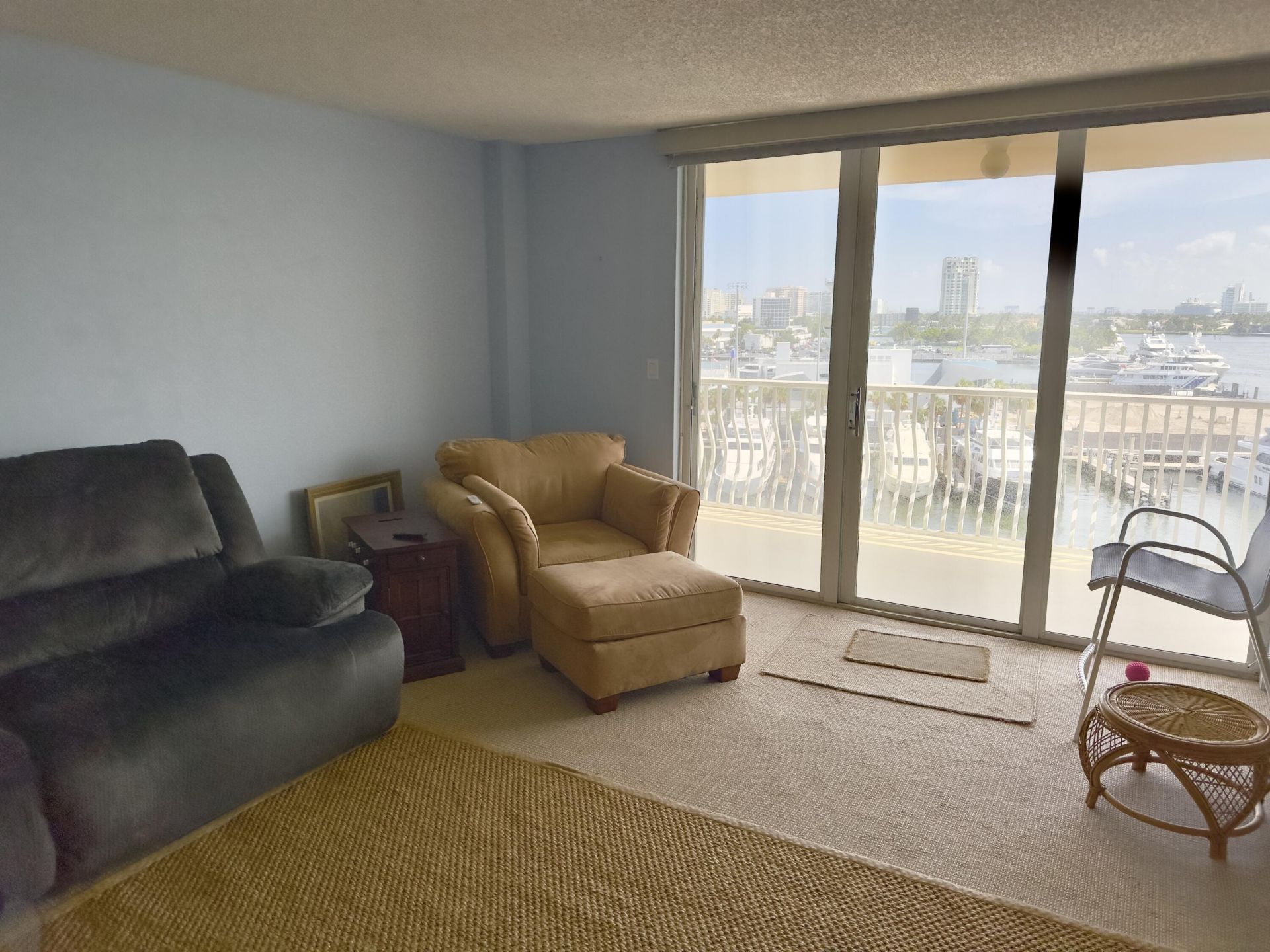 1 Las Olas Circle, Unit 610, Fort Lauderdale, FL 33316 Photo