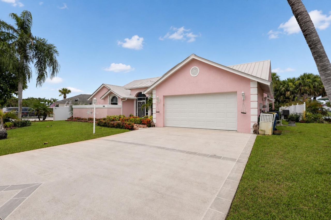 1921 NE Acapulco Drive, Jensen Beach, FL 34957 Photo