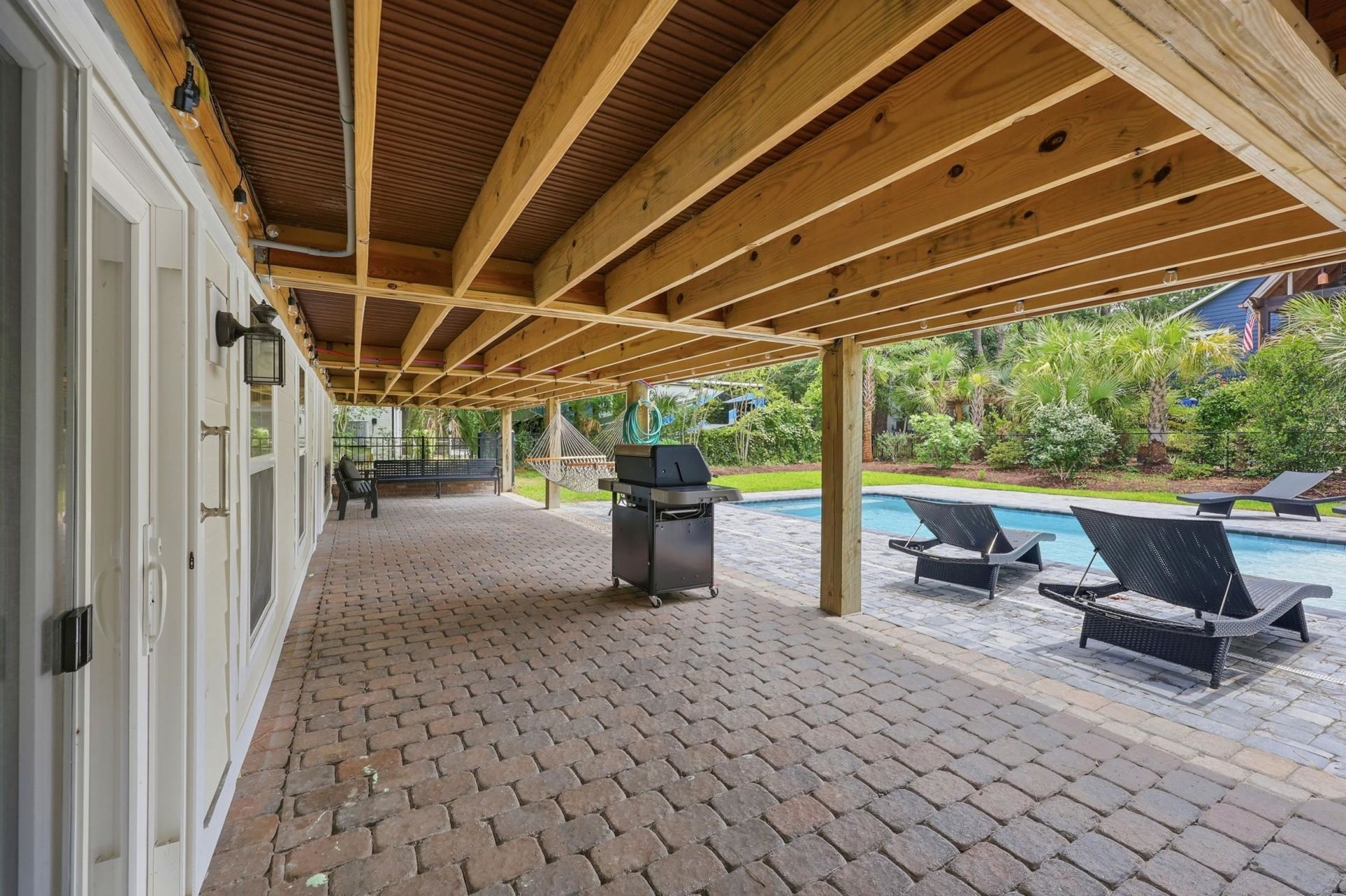 366 Lakeshore Dr. Photo 23