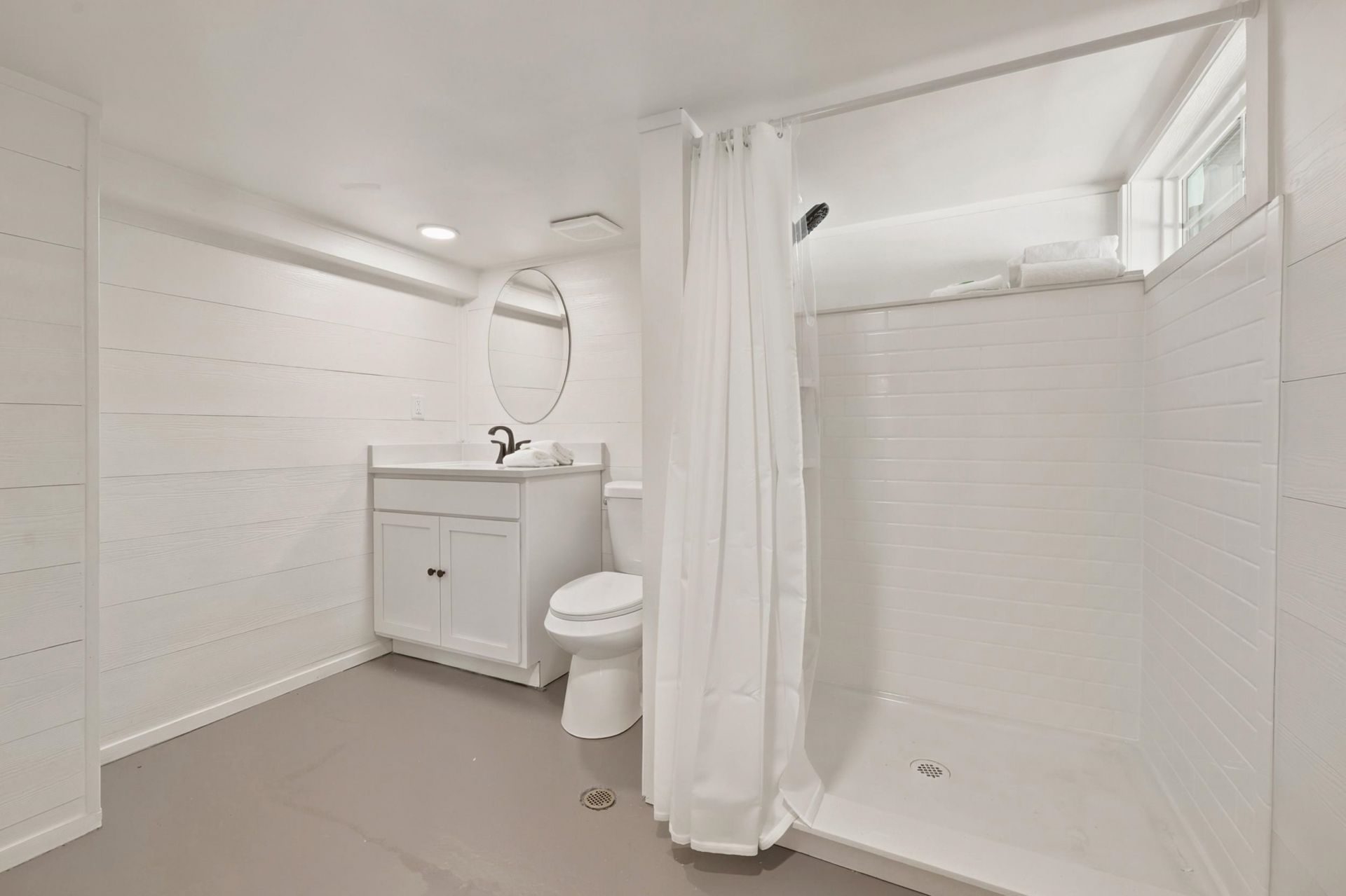 366 Lakeshore Dr. Photo 36
