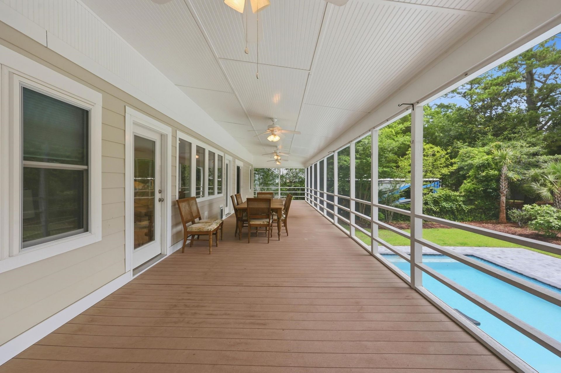 366 Lakeshore Dr. Photo 7