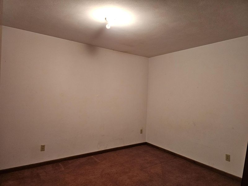 130 N High Street, Bradford, OH 45308 Photo 10
