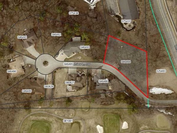 3003 Golfview Lane SW, Rochester, MN 55902