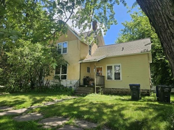 114 E 9TH STREET, Marshfield, WI 54449