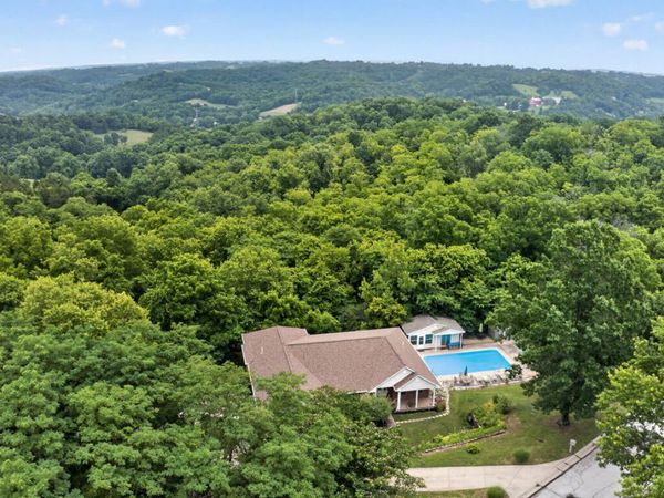 6805 Shadowlawn Drive, Alexandria, KY 41001