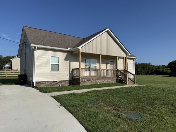 2492 Jason Dr , Chapel Hill, TN 37034