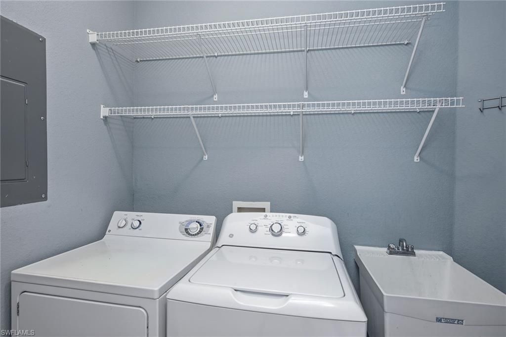 3995 Deer Crossing Ct, Unit 201, Naples, FL 34114 Photo