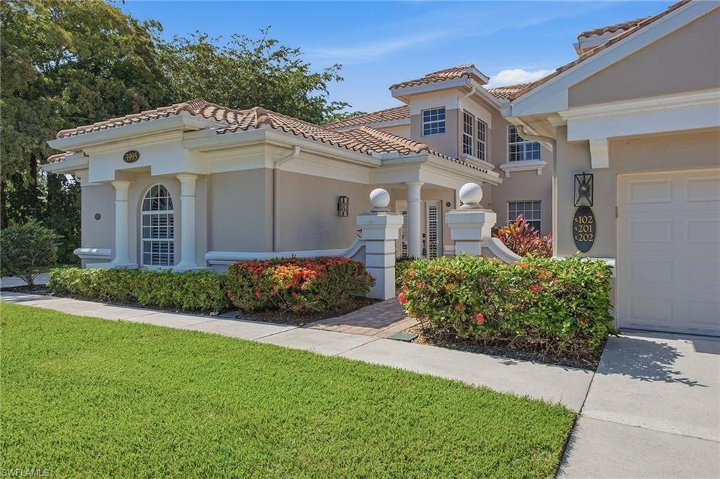 3995 Deer Crossing Ct, Unit 201, Naples, FL 34114 Photo