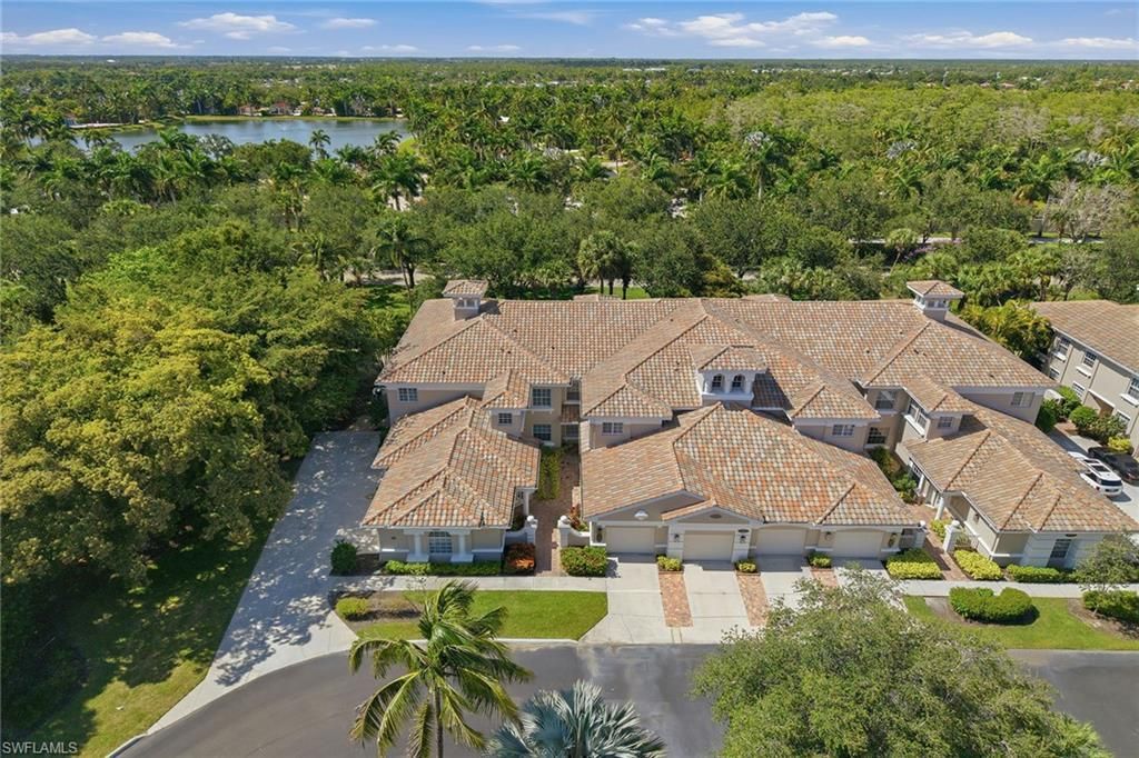 3995 Deer Crossing Ct, Unit 201, Naples, FL 34114 Photo