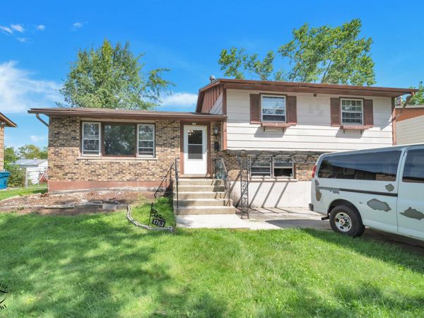 1763 225th Place, Sauk Village, IL 60411