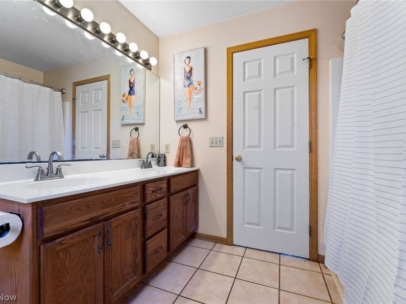 10460 Carrie Drive, New Middletown, OH 44442 Photo 21