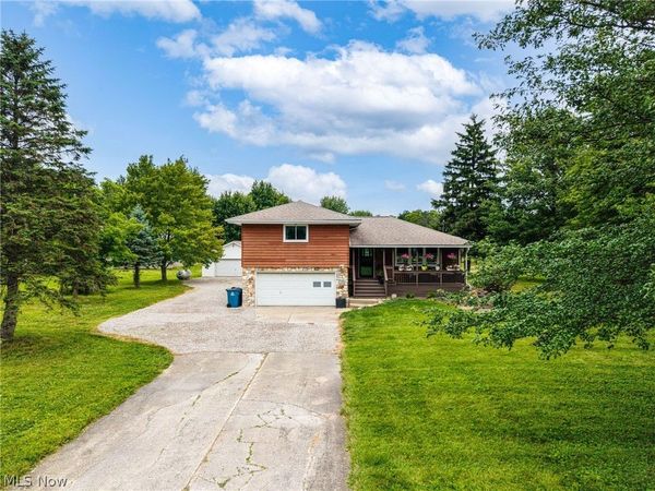 51890 Betts Road , Wellington, OH 44090