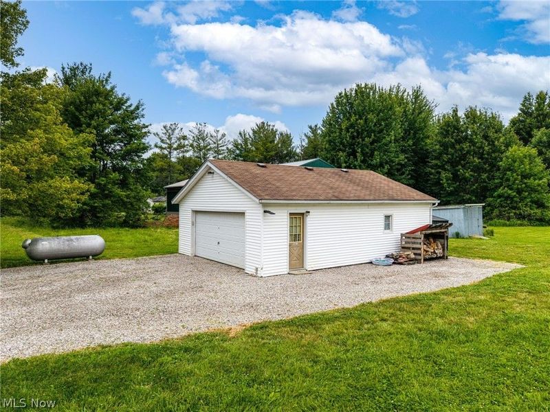 51890 Betts Road, Wellington, OH 44090 Photo 7