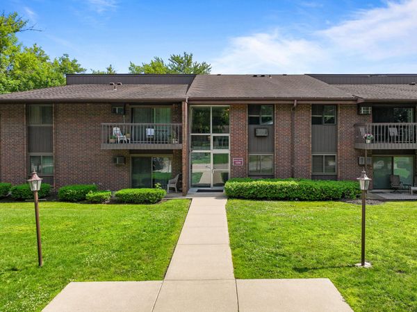 1250 Wisconsin St, Unit 209B, Lake Geneva, WI 53147