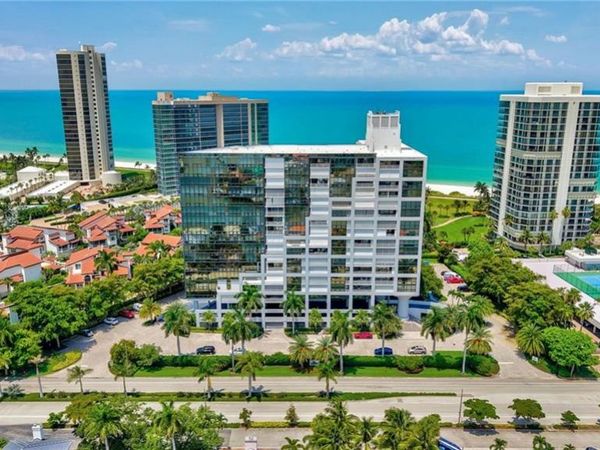 4751 Gulf Shore BLVD N, Unit 3, NAPLES, FL 34103