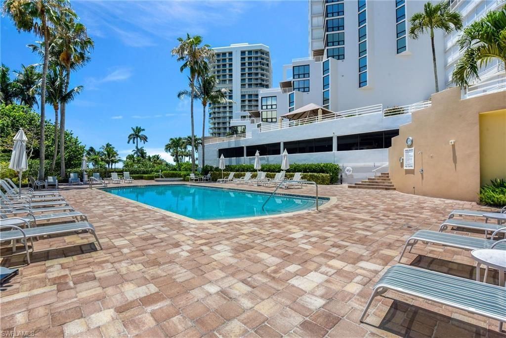 4751 Gulf Shore Blvd N, Unit 3, Naples, FL 34103 Photo