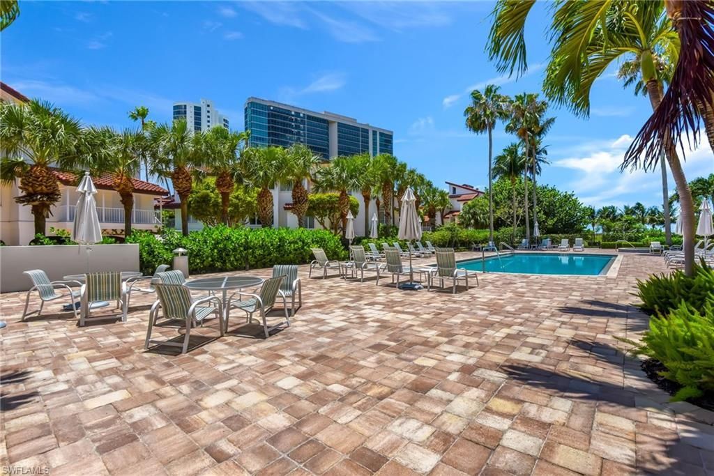 4751 Gulf Shore Blvd N, Unit 3, Naples, FL 34103 Photo