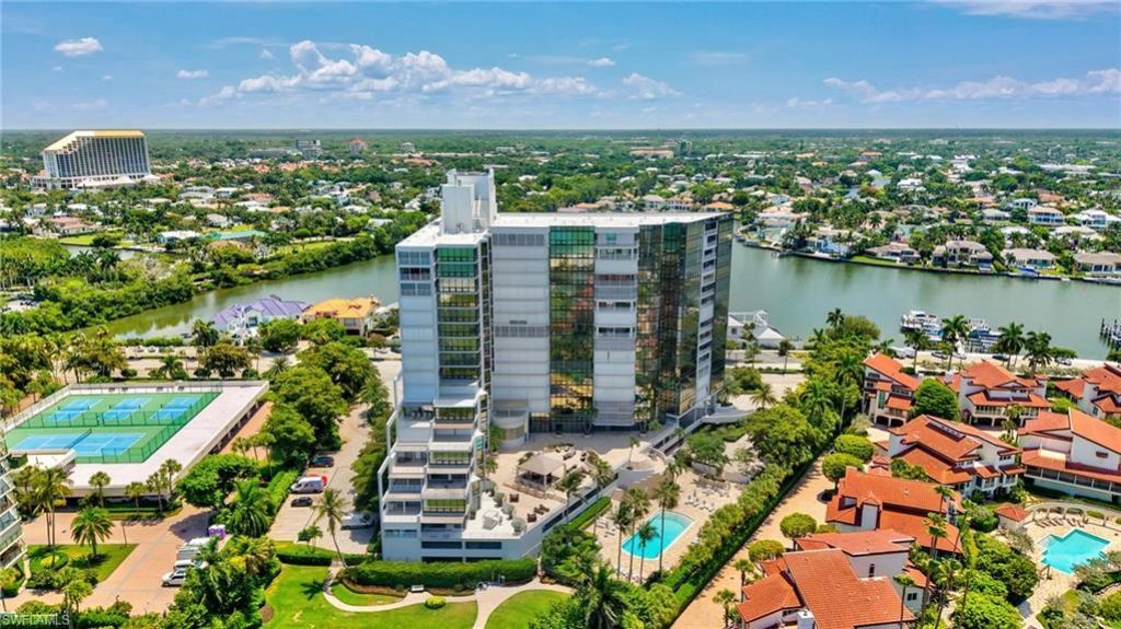 4751 Gulf Shore Blvd N, Unit 3, Naples, FL 34103 Photo