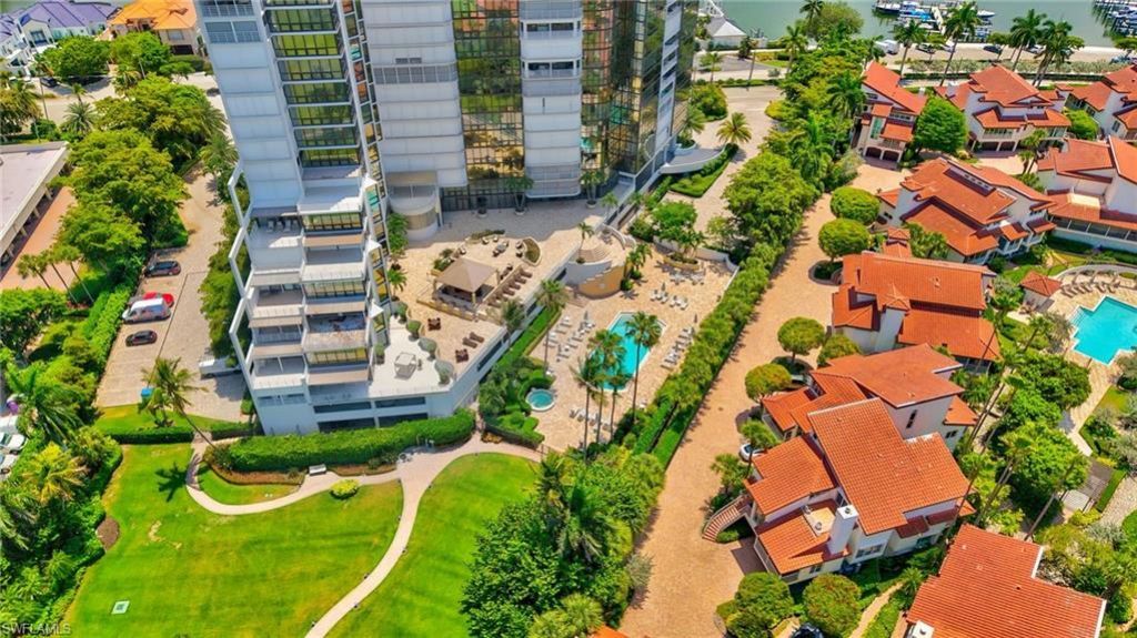 4751 Gulf Shore Blvd N, Unit 3, Naples, FL 34103 Photo