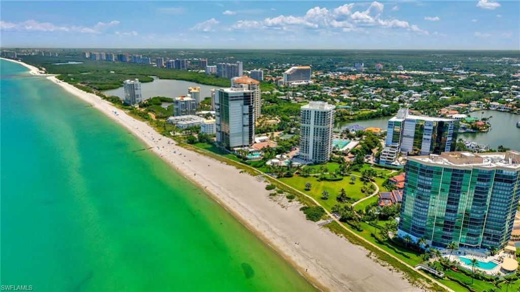 4751 Gulf Shore Blvd N, Unit 3, Naples, FL 34103 Photo