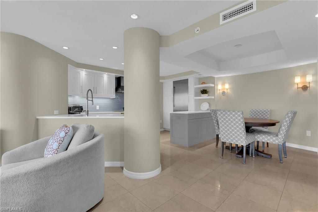 4751 Gulf Shore Blvd N, Unit 3, Naples, FL 34103 Photo