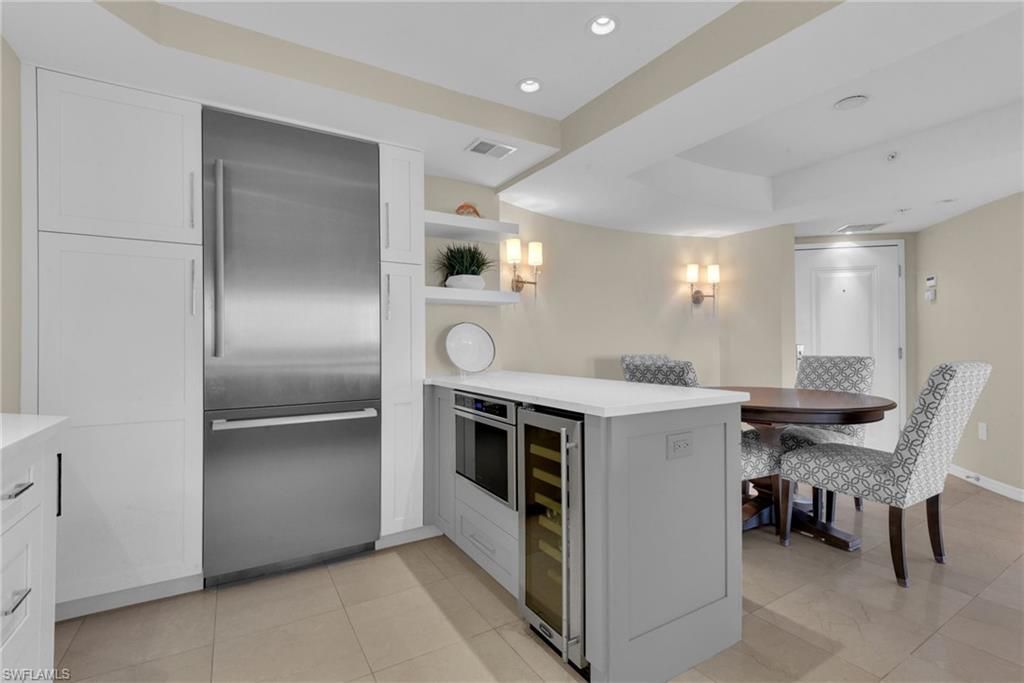 4751 Gulf Shore Blvd N, Unit 3, Naples, FL 34103 Photo