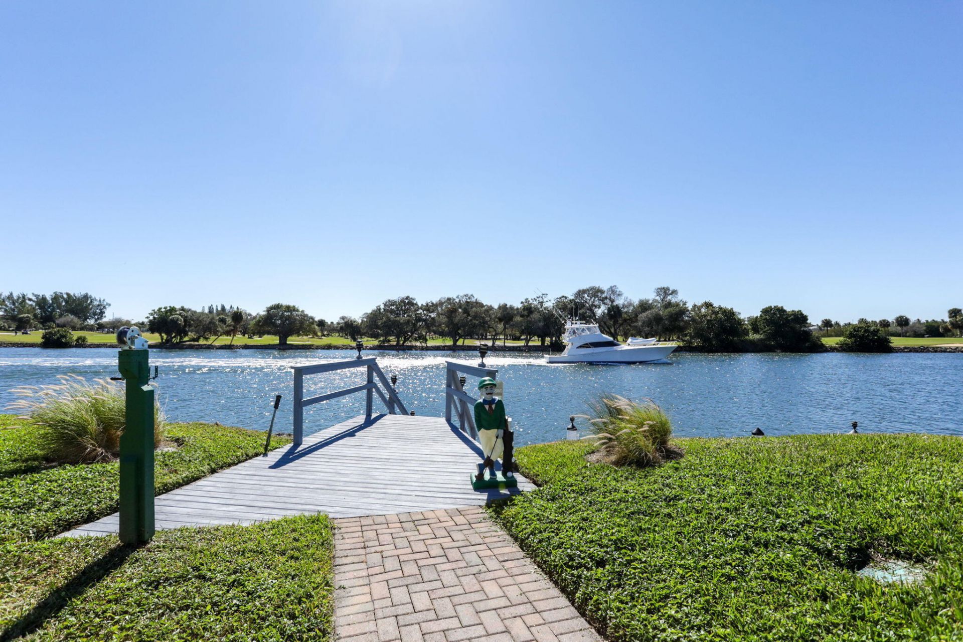 336 Golfview Road, Unit 905, North Palm Beach, FL 33408 Photo