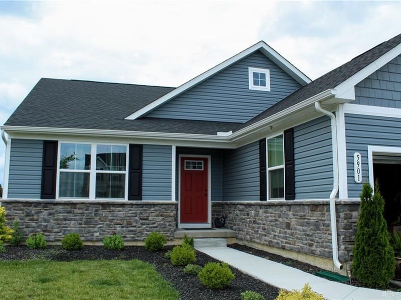 5901 Cresting Drive, Middletown, OH 45005 Photo 2